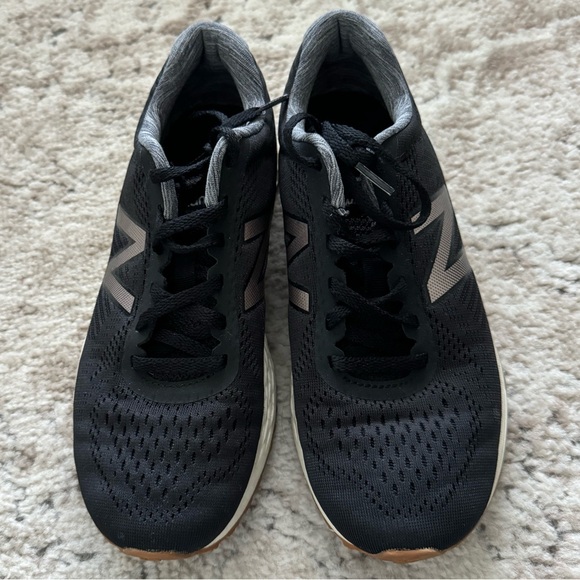 New Balance Fresh Foam Arishi Sneakers - Picture 7 of 9